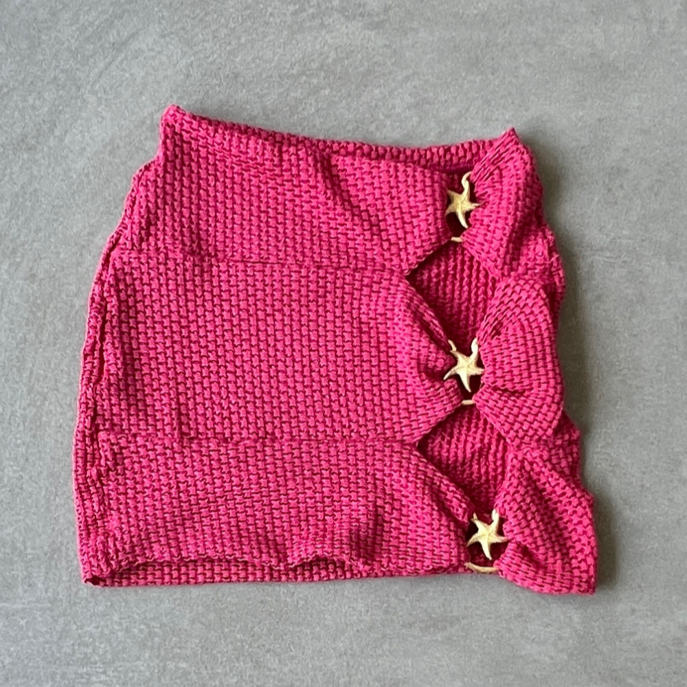 Berry Tan Lines Honeycomb Textured Star Skirt