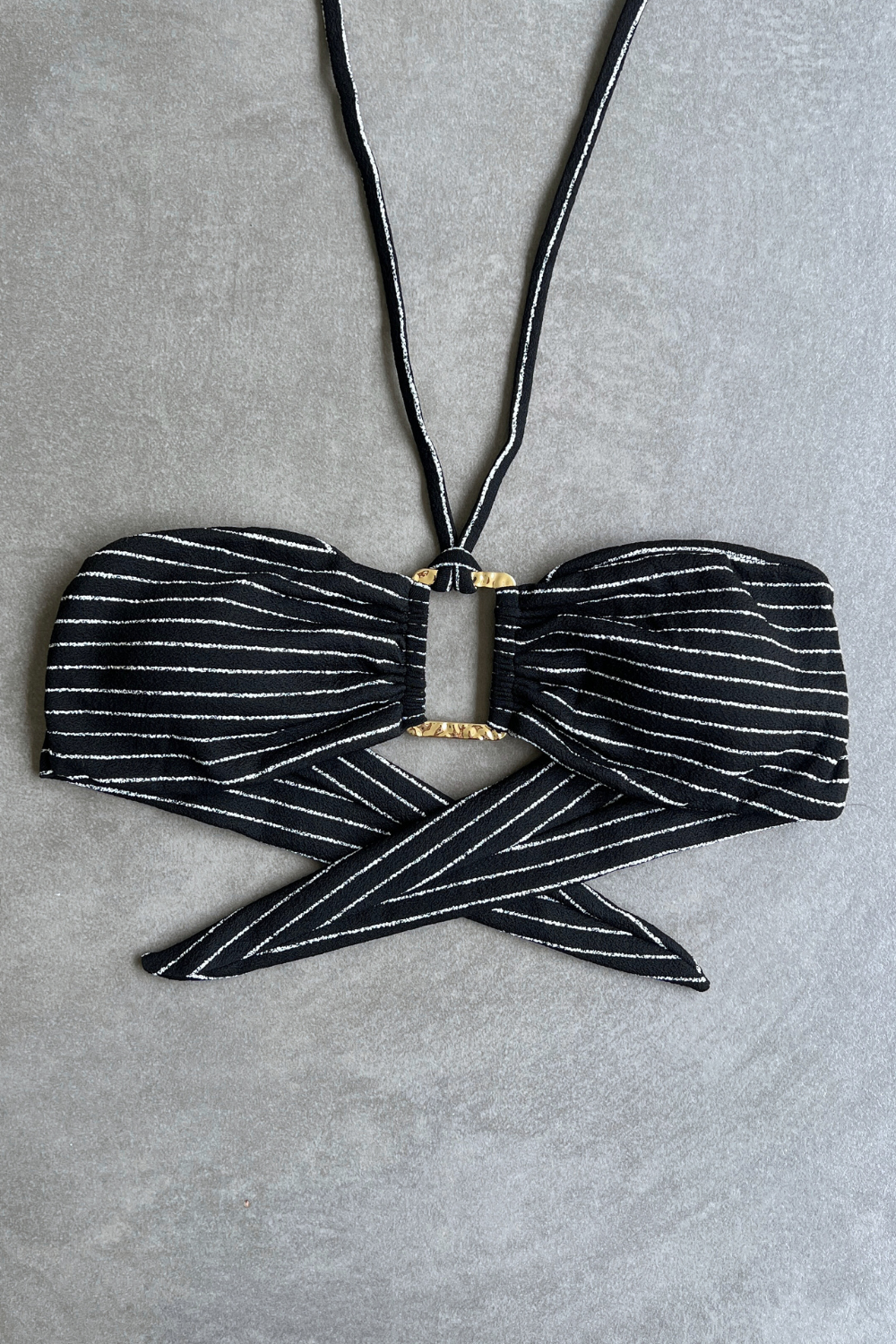 Black & White Seashore Striped Textured Strapless Bikini Top