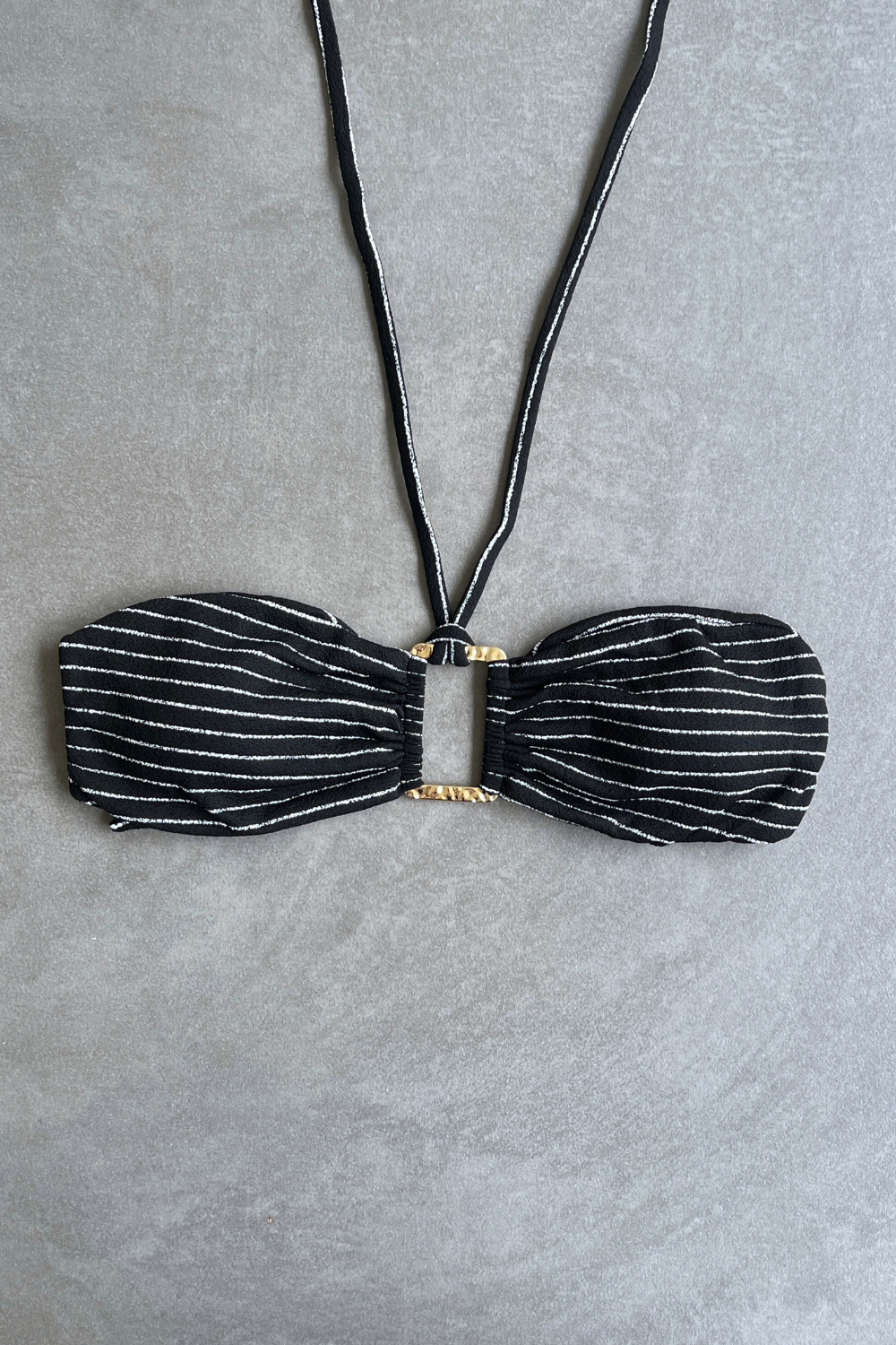 Black & White Seashore Striped Textured Strapless Bikini Top