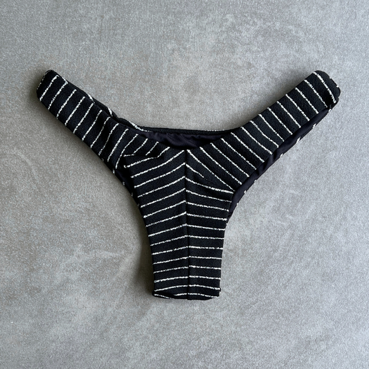Black & White Seashore Striped Textured Bia Bikini Bottom