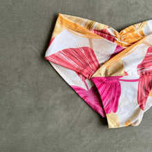 Load image into Gallery viewer, Summer in Buzios Melissa Bottom
