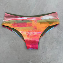 Load image into Gallery viewer, Aperol Sunsets Shortie Bottom
