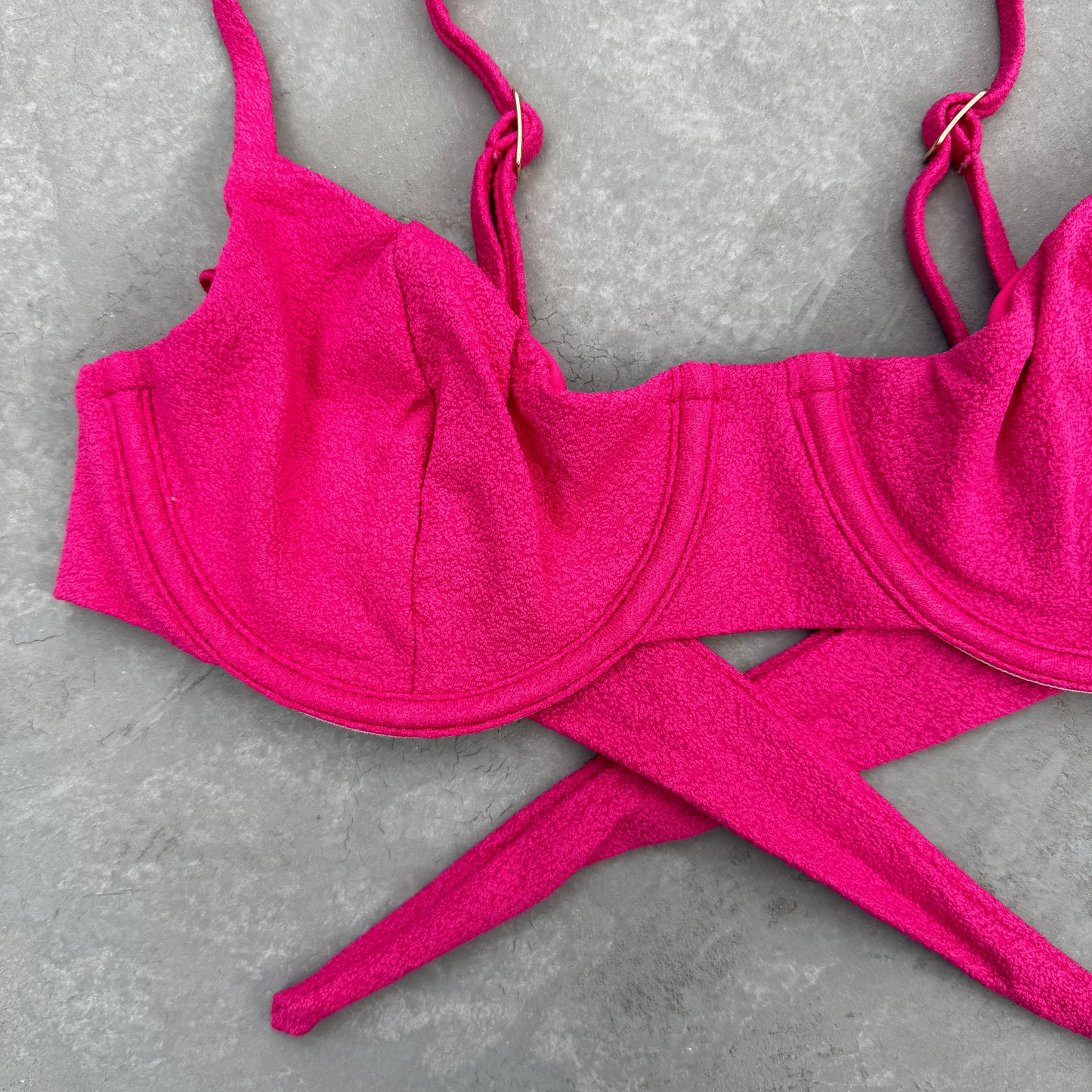 Seashore Textured Pink Riot Lindy Bikini Top