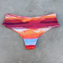 Load image into Gallery viewer, Aperol Sunsets Shortie Bottom
