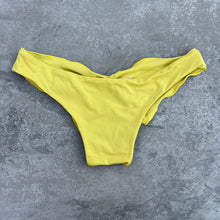 Load image into Gallery viewer, Mellow Yellow Lili Ripple Bikini Bottom
