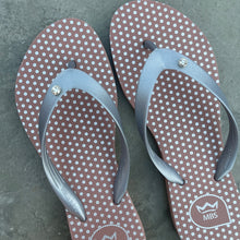 Load image into Gallery viewer, Polka Dots Natural and Silver Flip Flops
