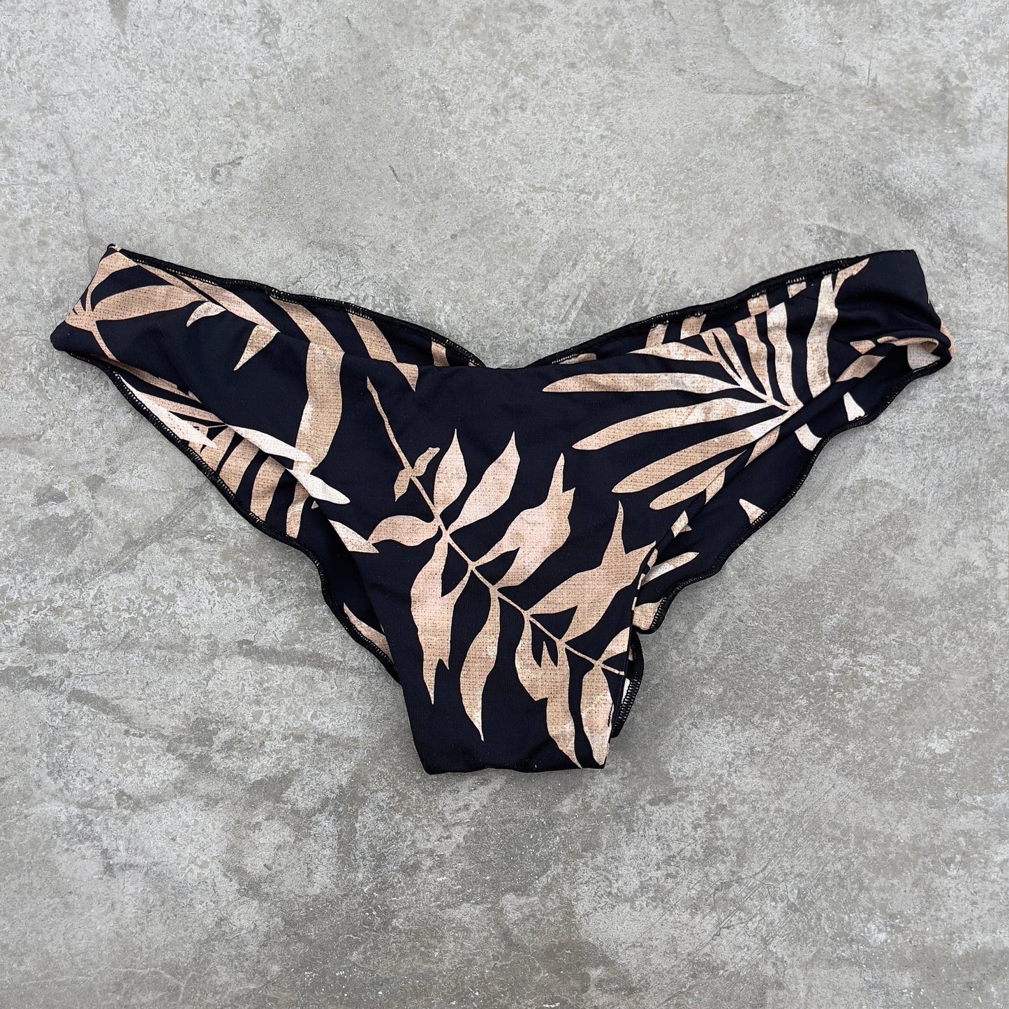 Bleached Leaves Black Lili Ripple Bikini Bottom