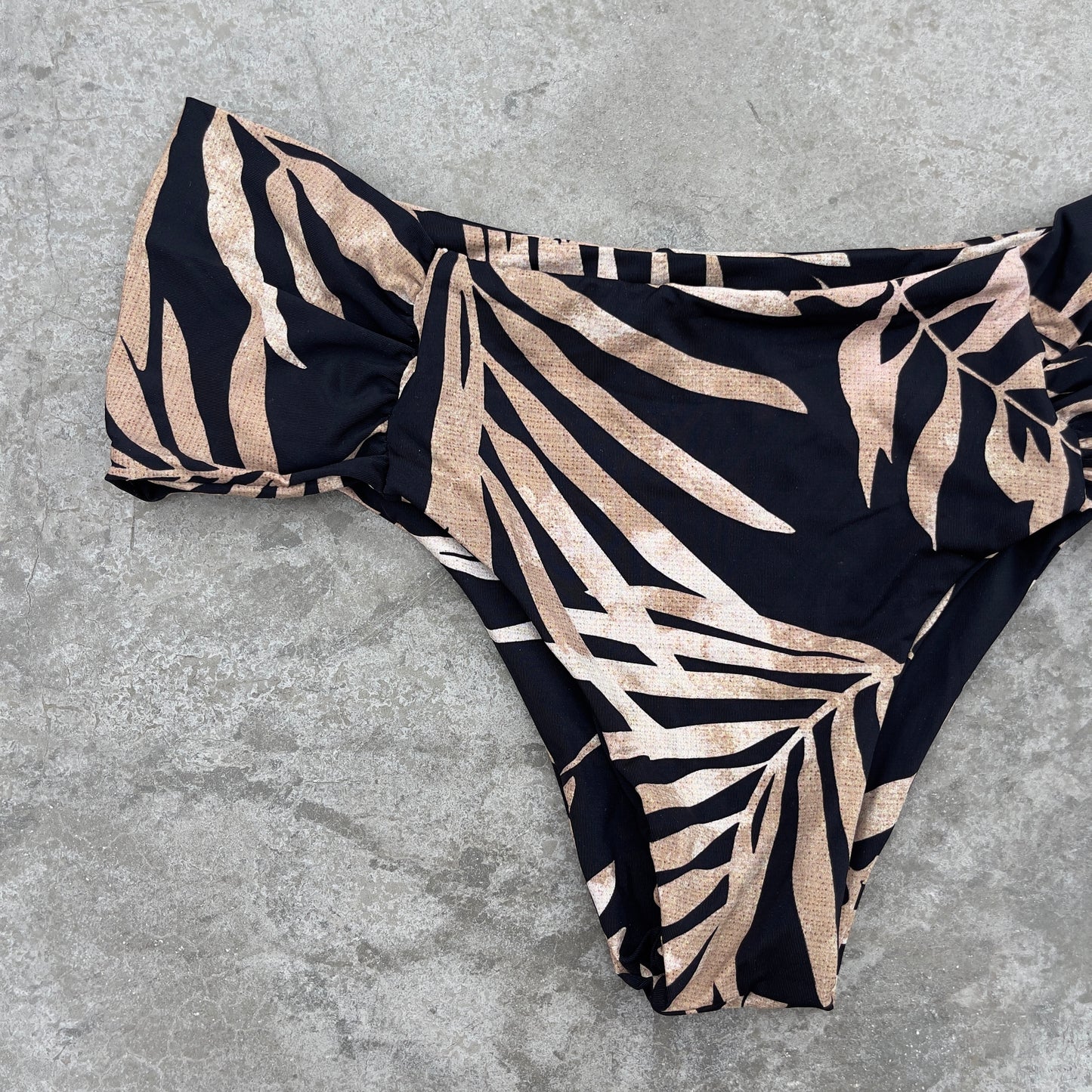 Bleached Leaves Black Classy Cheeky Bottom