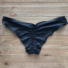 Load image into Gallery viewer, Light Black Lili Ripple Bikini Bottom
